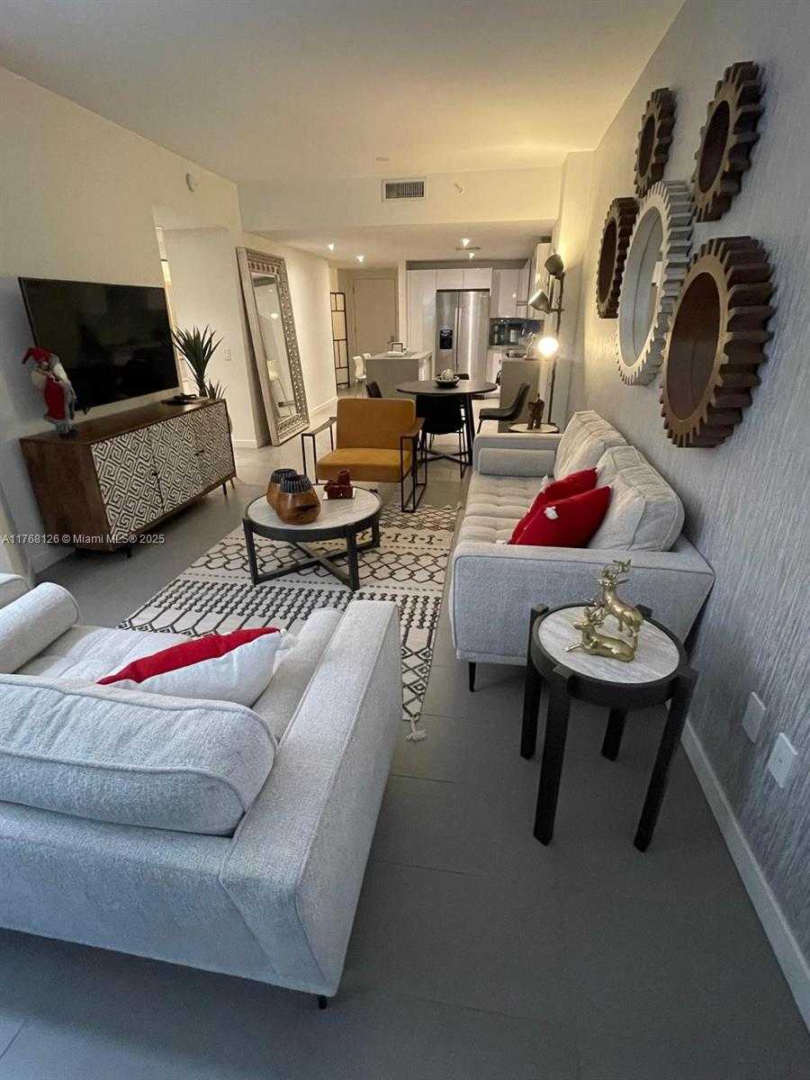 Small Image of 1600 #2512, Miami Number 3