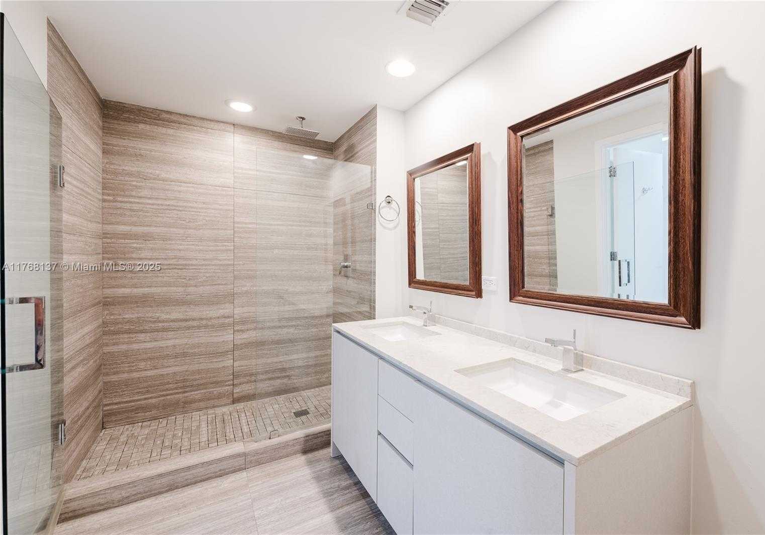 Small Image of 1010 BRICKELL AVE #1409, Miami Number 15