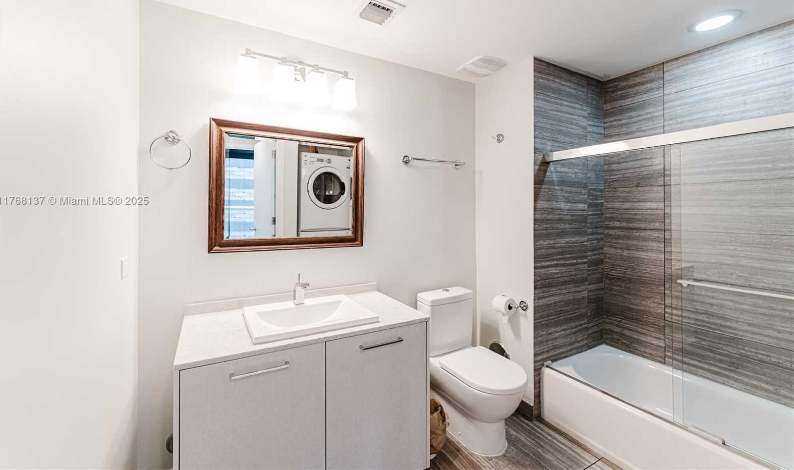 Small Image of 1010 BRICKELL AVE #1409, Miami Number 23