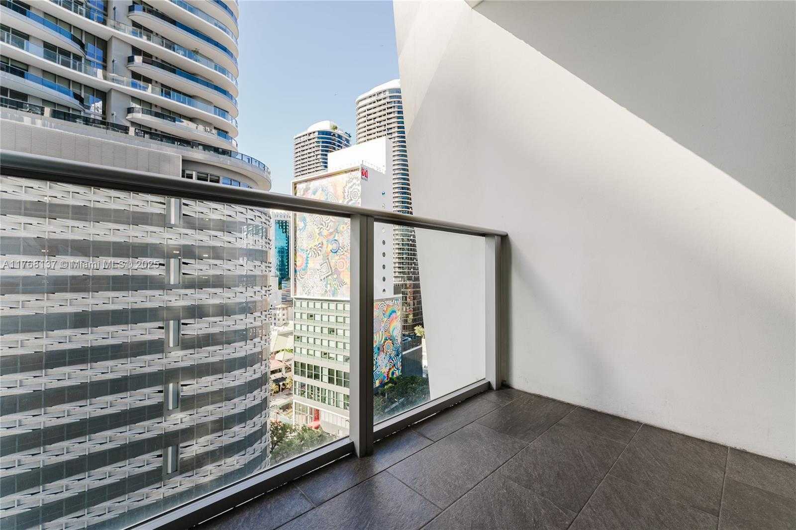 Small Image of 1010 BRICKELL AVE #1409, Miami Number 34