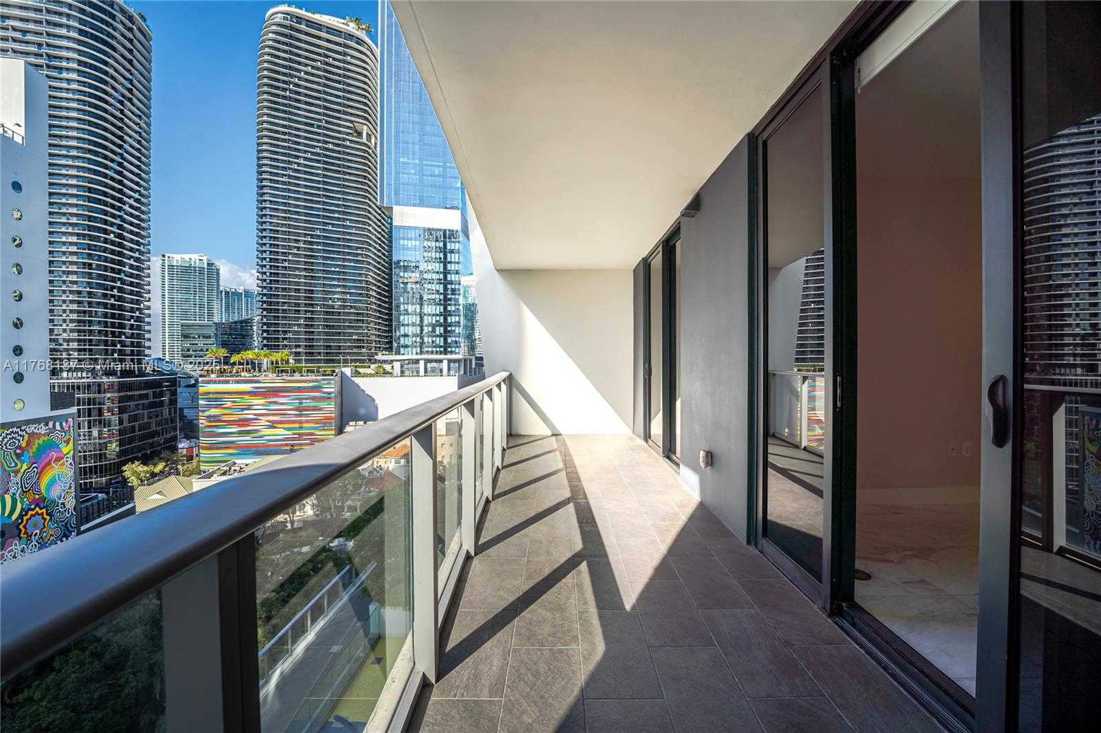 Small Image of 1010 BRICKELL AVE #1409, Miami Number 37