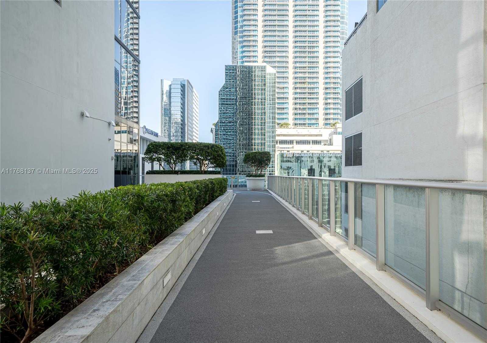 Small Image of 1010 BRICKELL AVE #1409, Miami Number 61