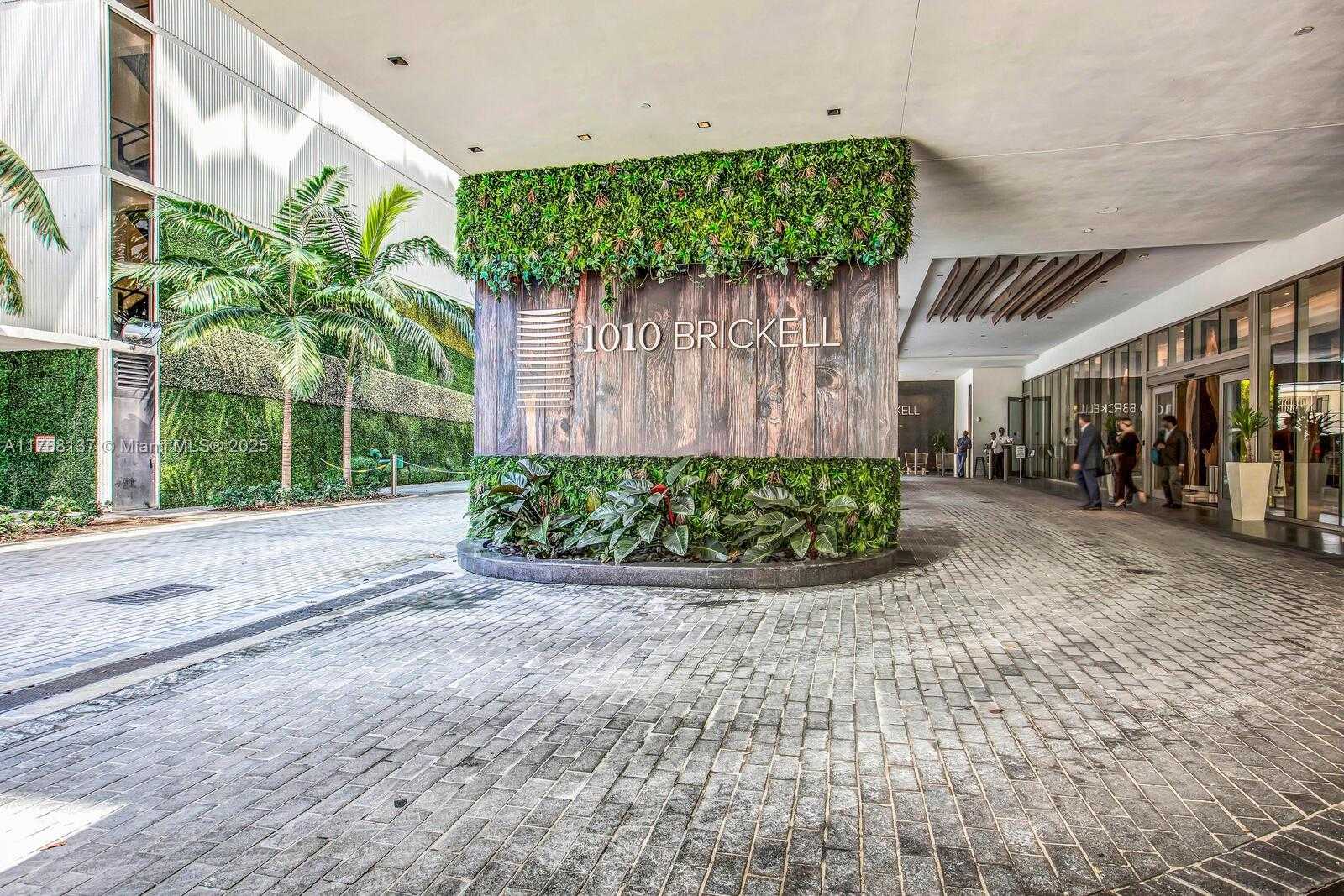 Small Image of 1010 BRICKELL AVE #1409, Miami Number 74