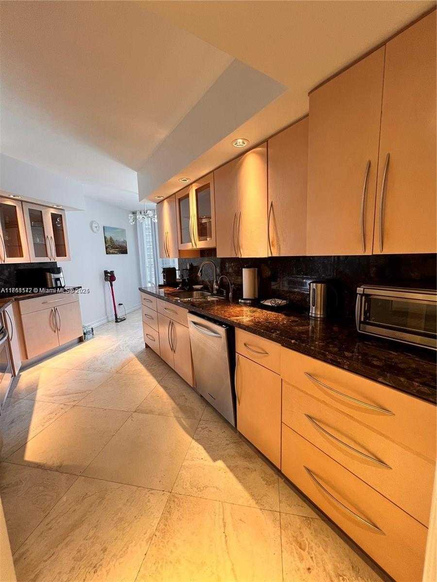Small Image of 16485 COLLINS AVE #1534, Sunny Isles Beach Number 15