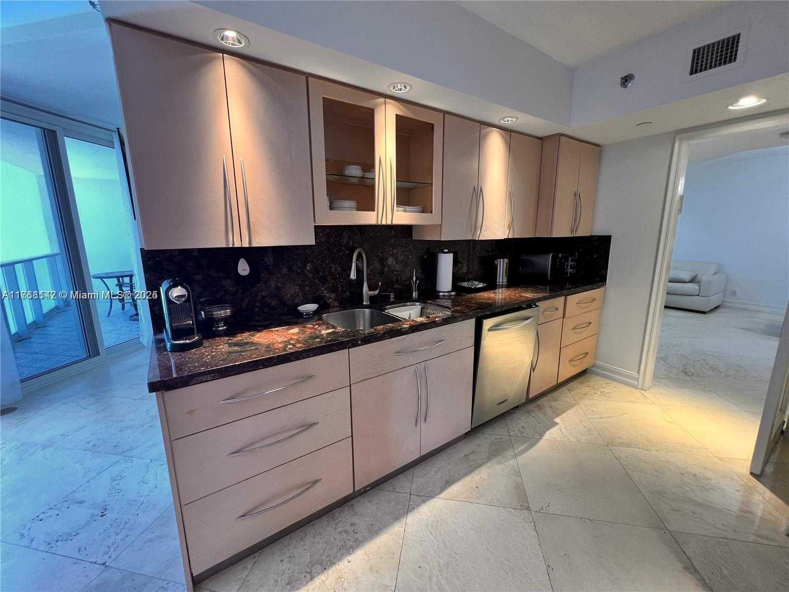 Small Image of 16485 COLLINS AVE #1534, Sunny Isles Beach Number 9