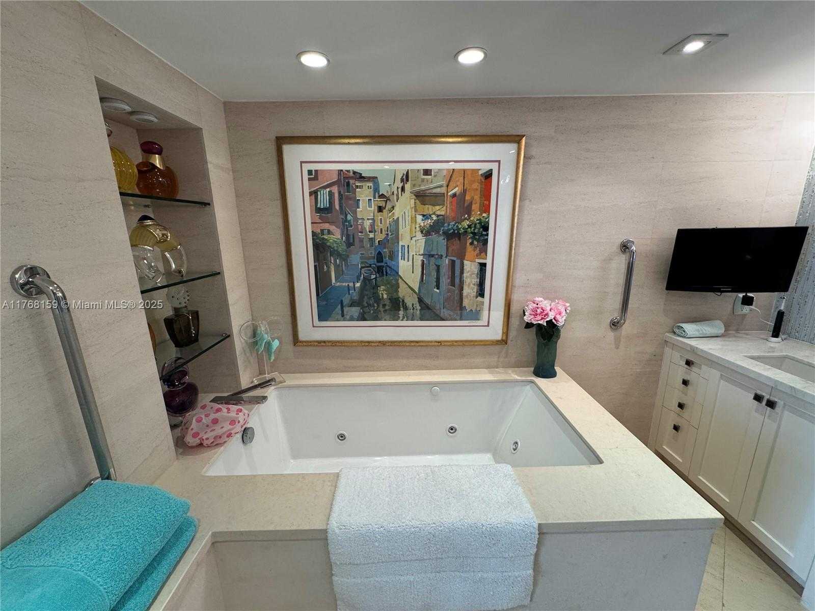 Small Image of 10205 COLLINS AVE #701, Bal Harbour Number 14