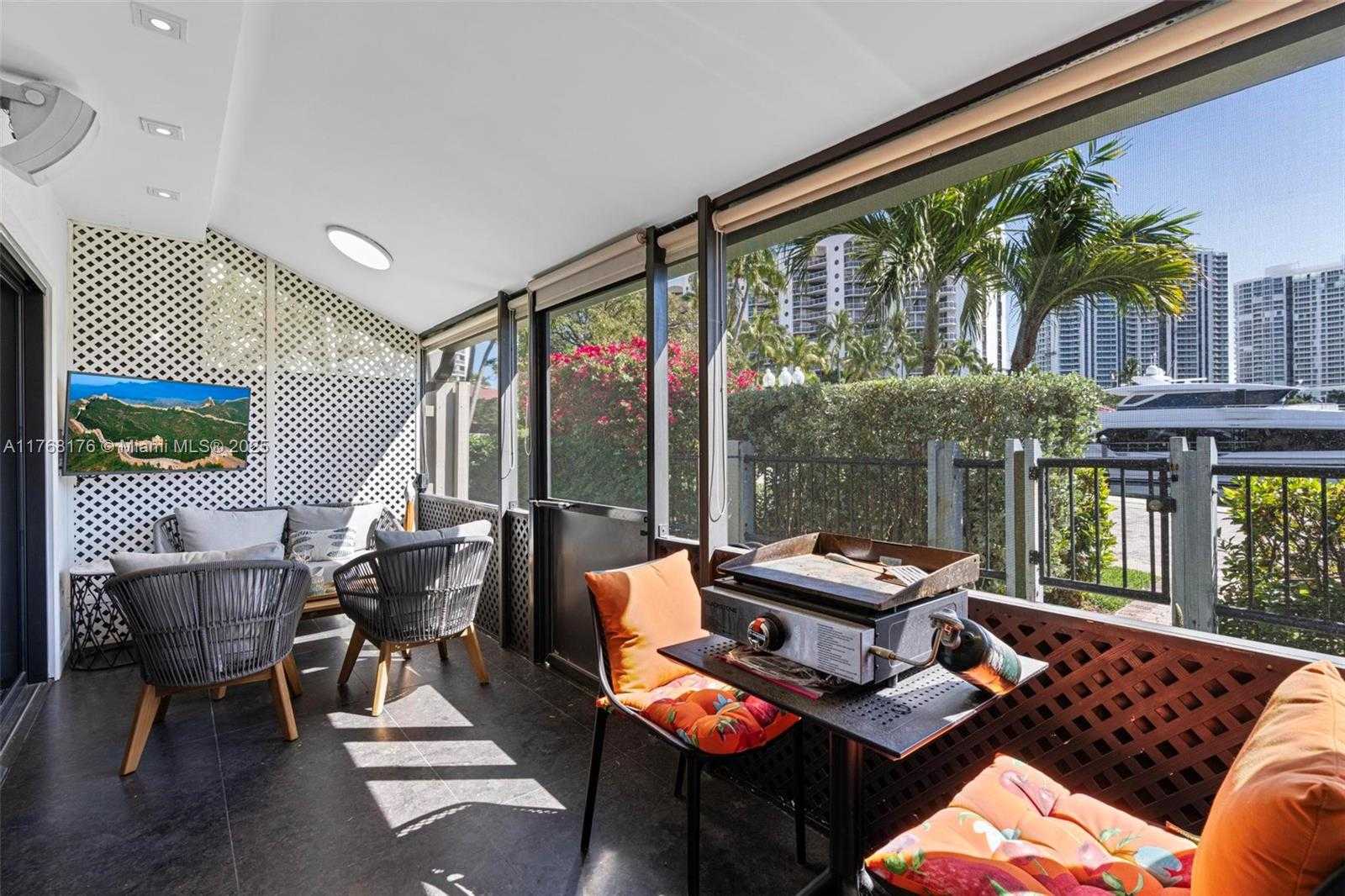 Small Image of 21145 HELMSMAN DR #N11, Aventura Number 30