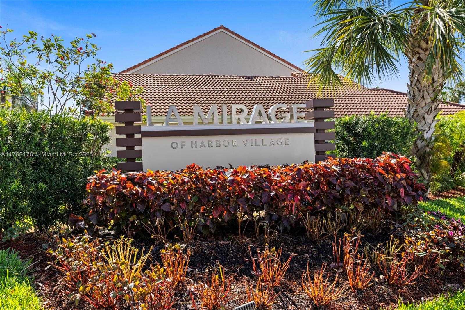Small Image of 21145 HELMSMAN DR #N11, Aventura Number 49