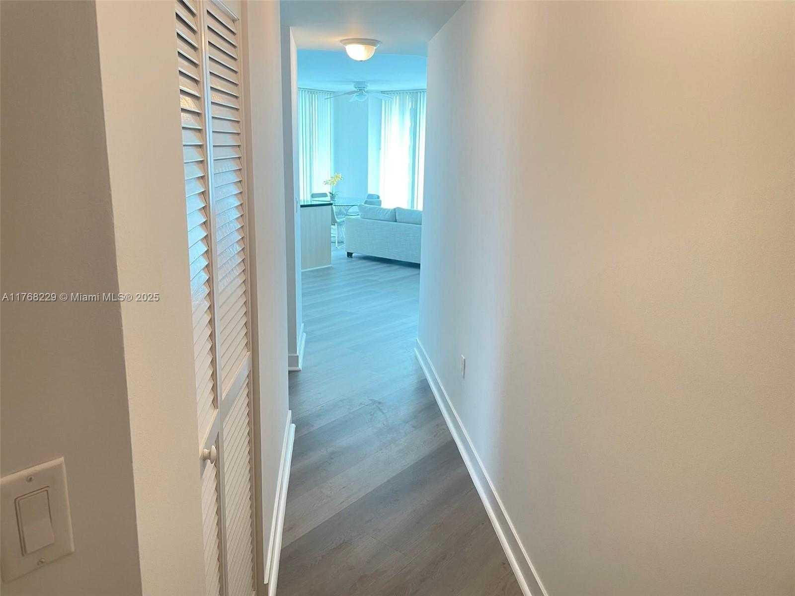 Small Image of 79 SOUTH WEST 12TH ST #1701-S, Miami Number 16