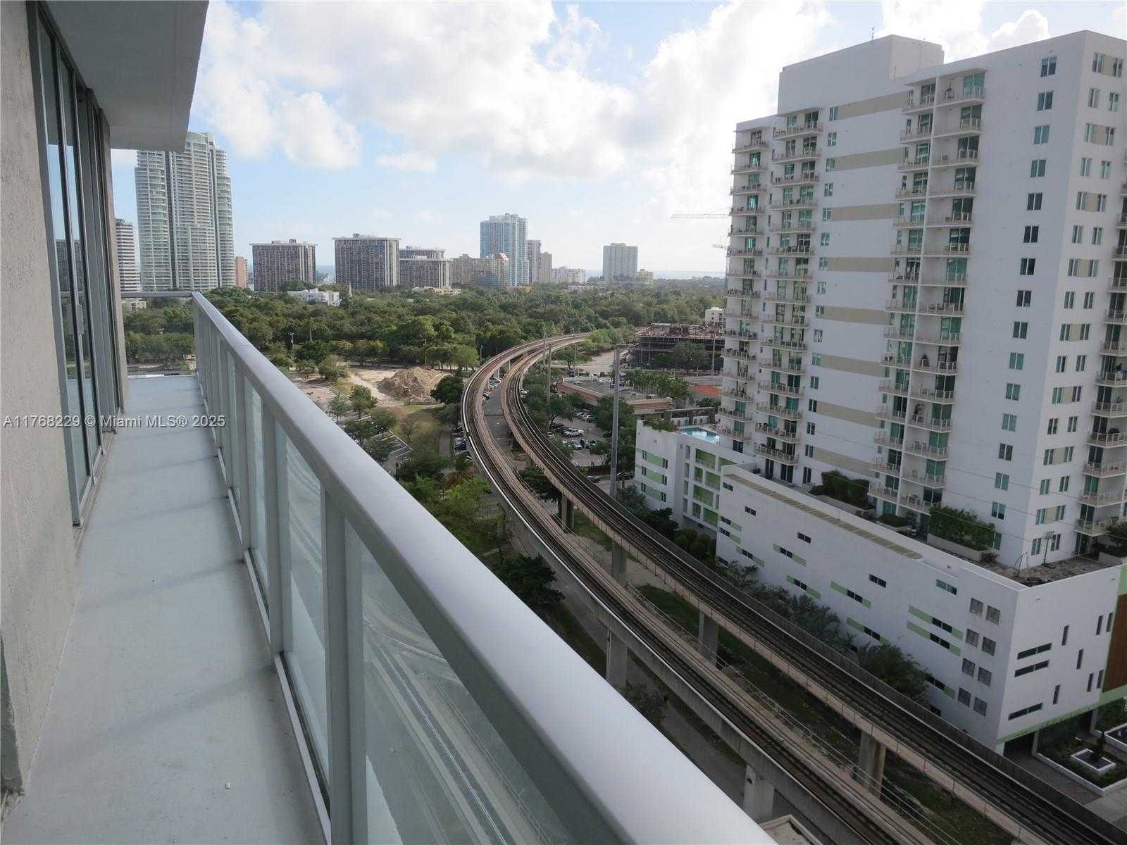 Small Image of 79 SOUTH WEST 12TH ST #1701-S, Miami Number 19