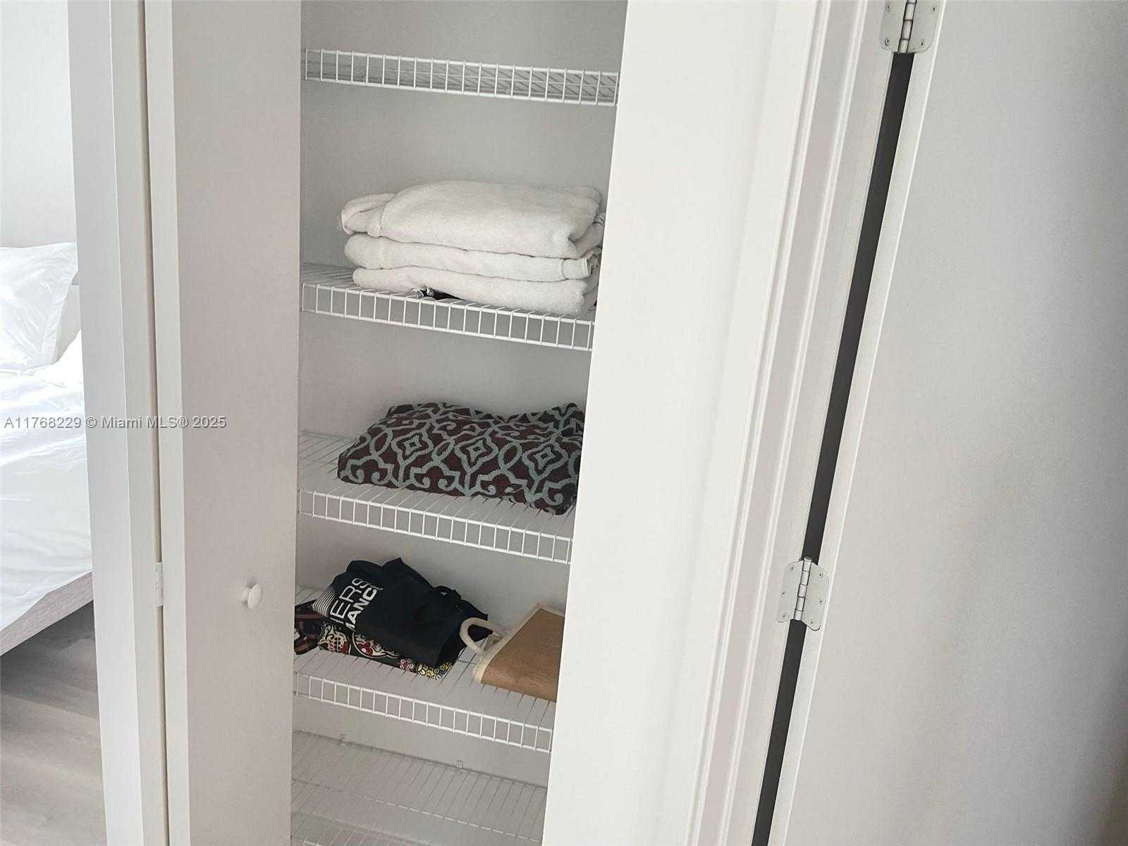 Small Image of 79 SOUTH WEST 12TH ST #1701-S, Miami Number 29