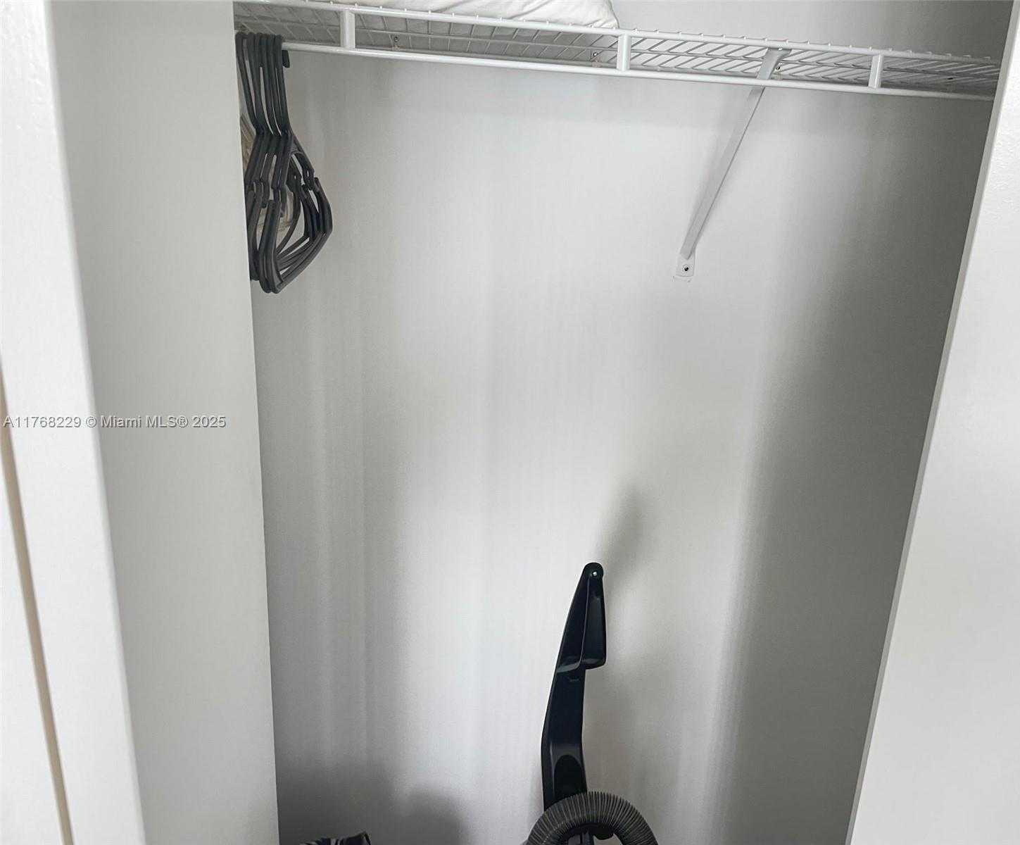Small Image of 79 SOUTH WEST 12TH ST #1701-S, Miami Number 31