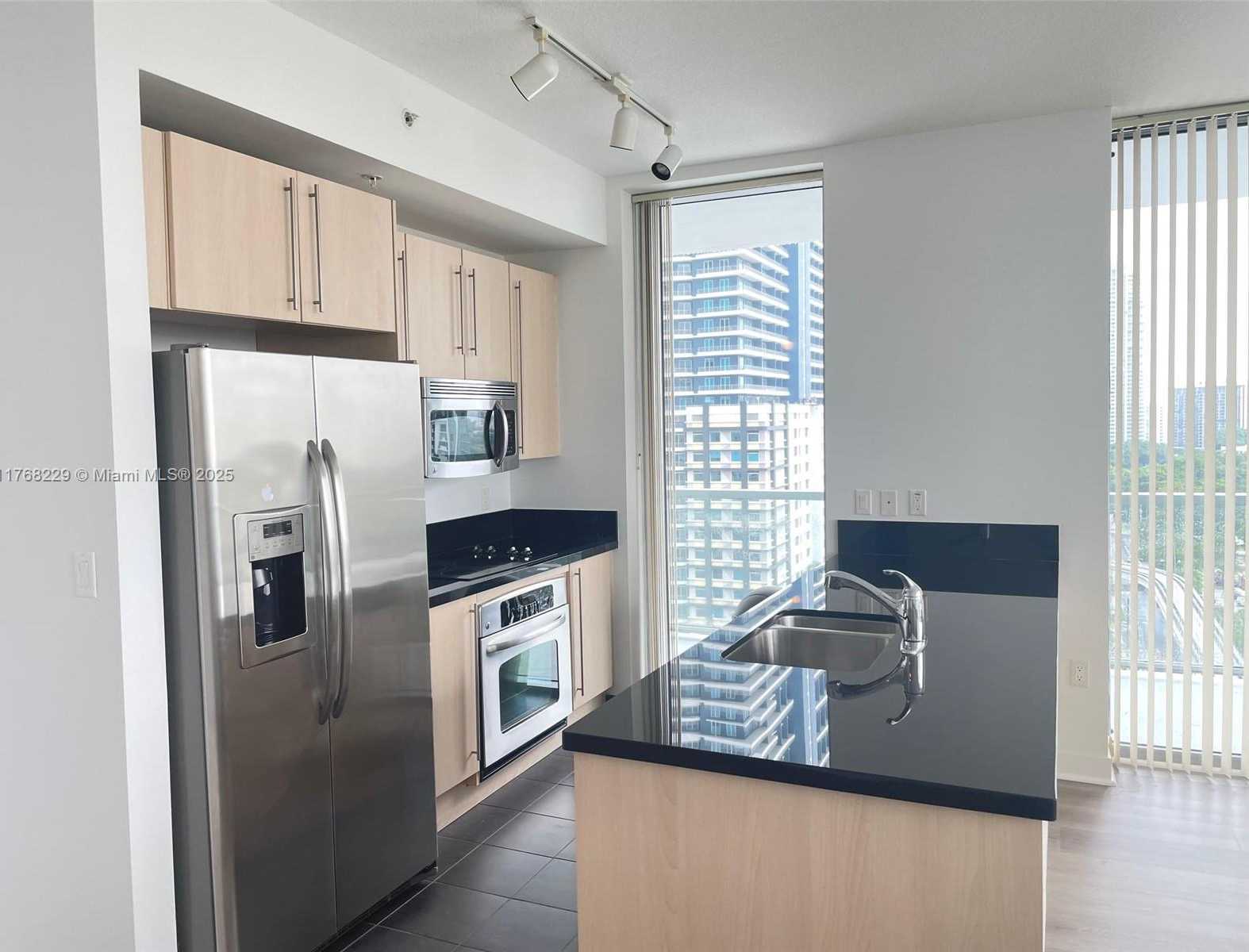 Small Image of 79 SOUTH WEST 12TH ST #1701-S, Miami Number 6