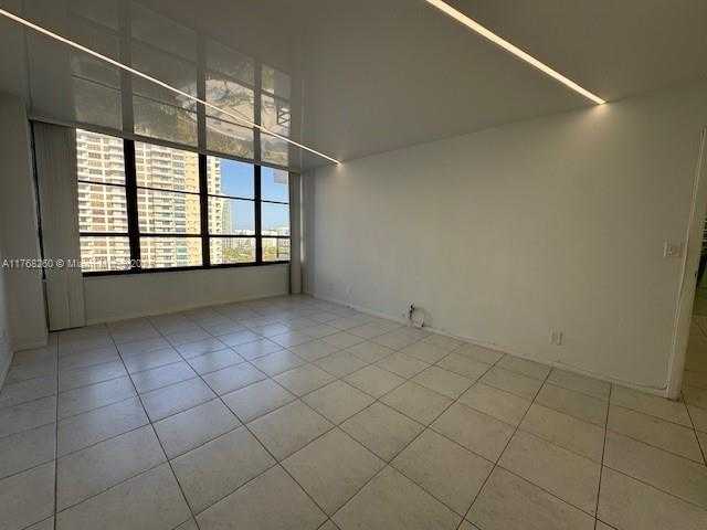Small Image of 600 THREE ISLANDS BLVD #1113, Hallandale Beach Number 10