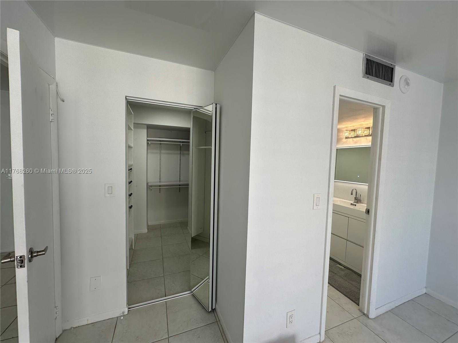 Small Image of 600 THREE ISLANDS BLVD #1113, Hallandale Beach Number 11