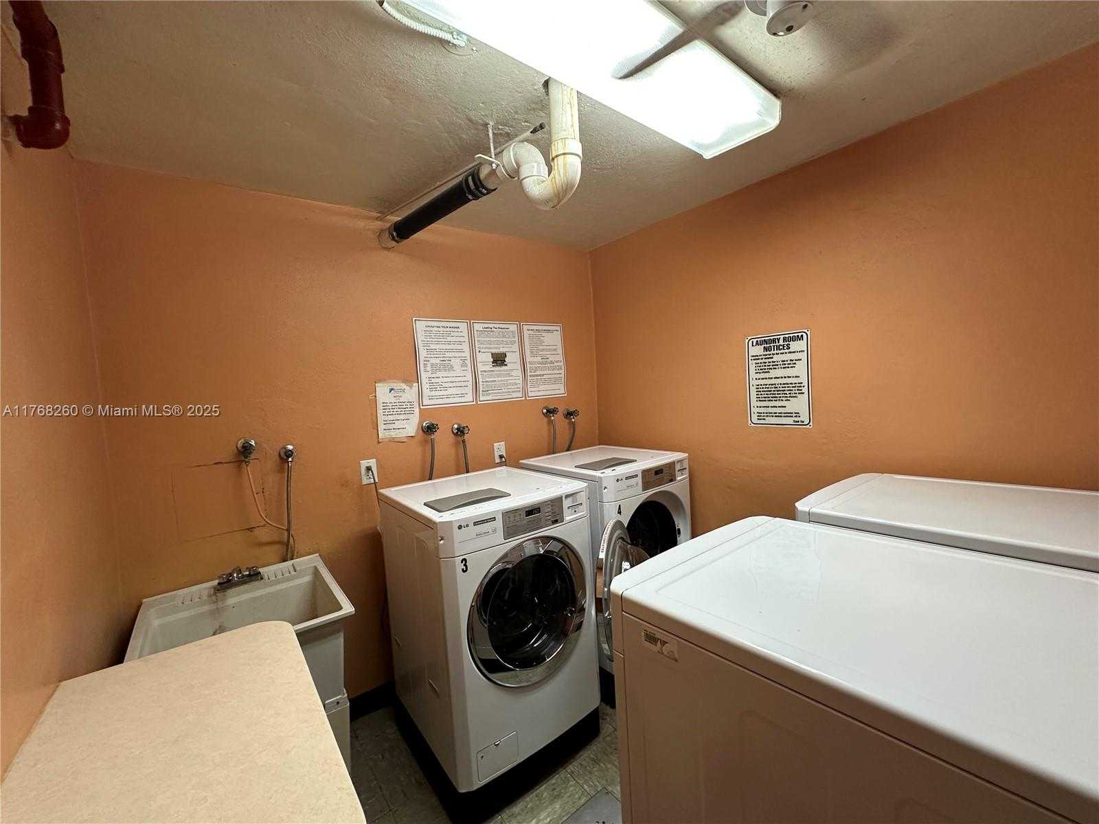 Small Image of 600 THREE ISLANDS BLVD #1113, Hallandale Beach Number 21