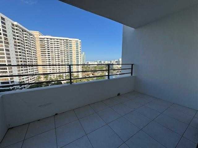 Small Image of 600 THREE ISLANDS BLVD #1113, Hallandale Beach Number 4
