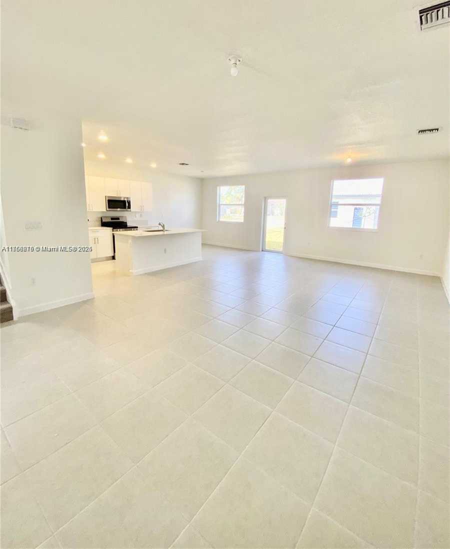 Small Image of 14851 SOUTH WEST 161 TERRACE #., Miami Number 13