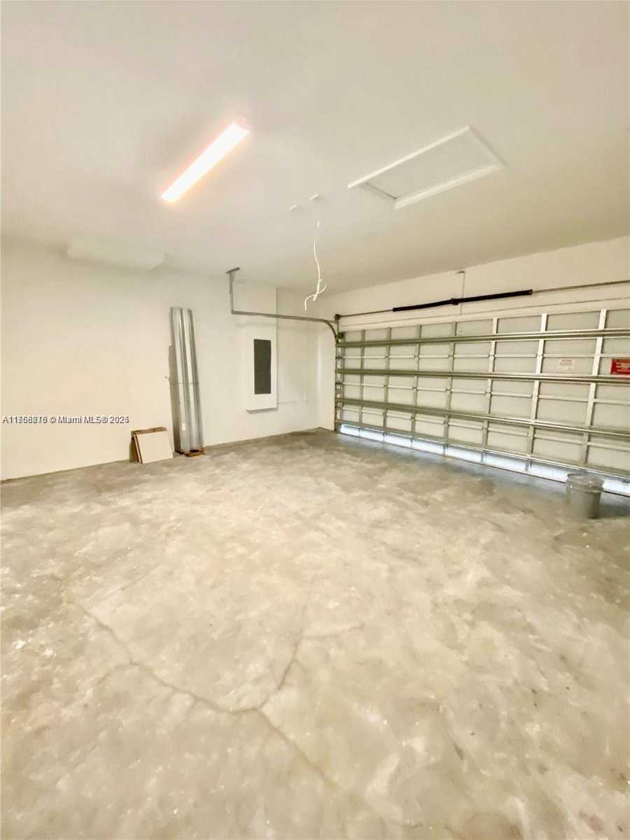 Small Image of 14851 SOUTH WEST 161 TERRACE #., Miami Number 16