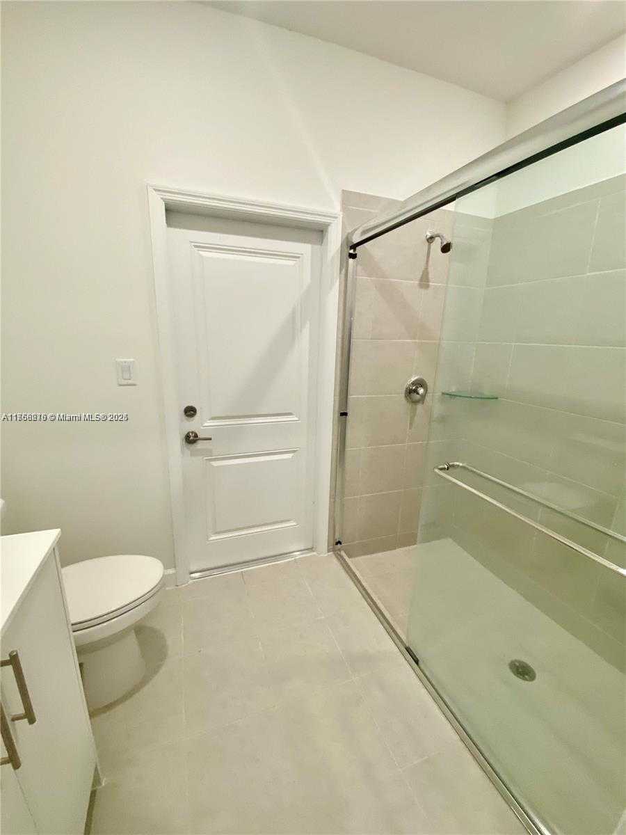 Small Image of 14851 SOUTH WEST 161 TERRACE #., Miami Number 21