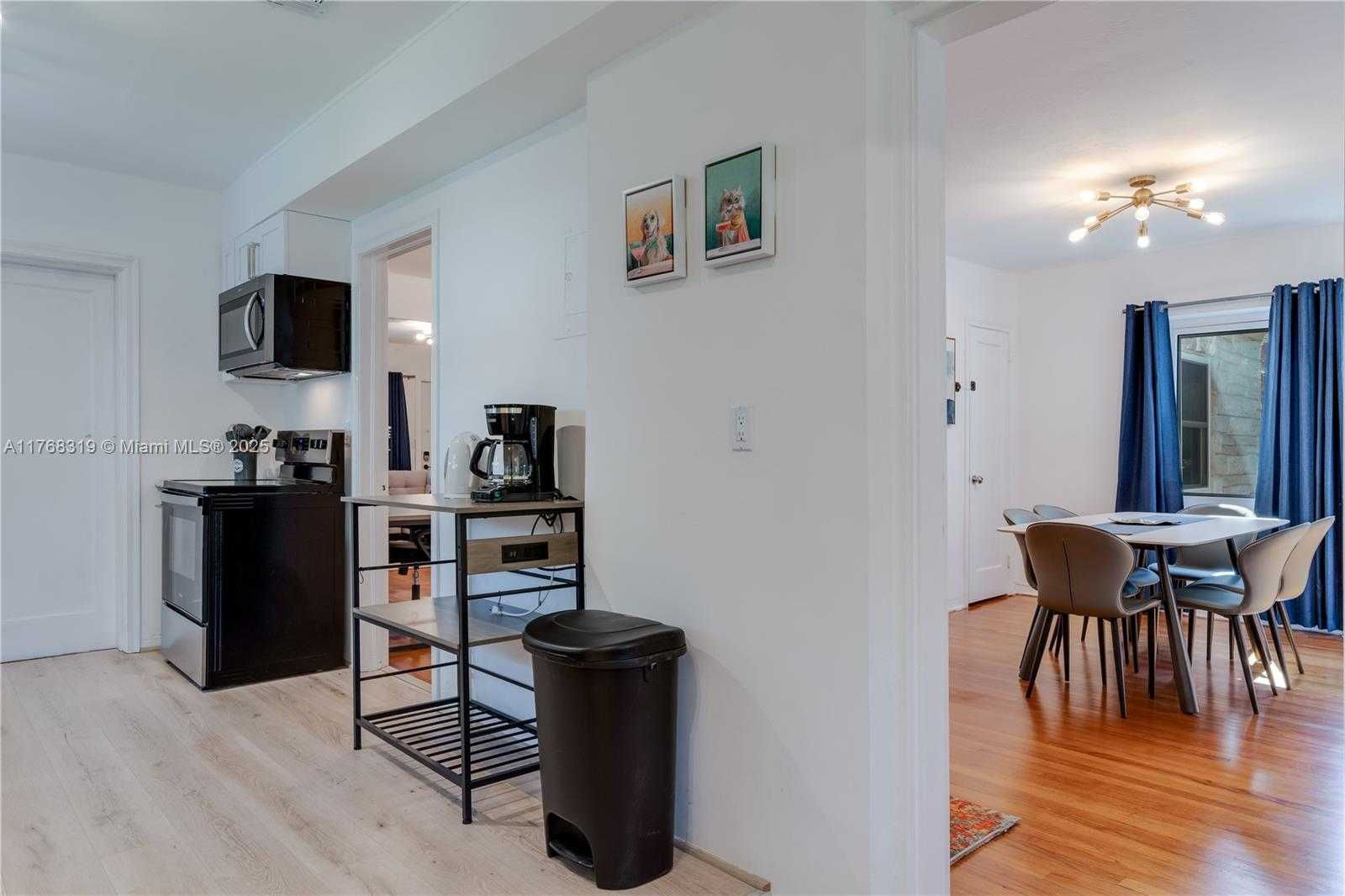 Small Image of 820 SOUTH WEST 26TH RD, Miami Number 10