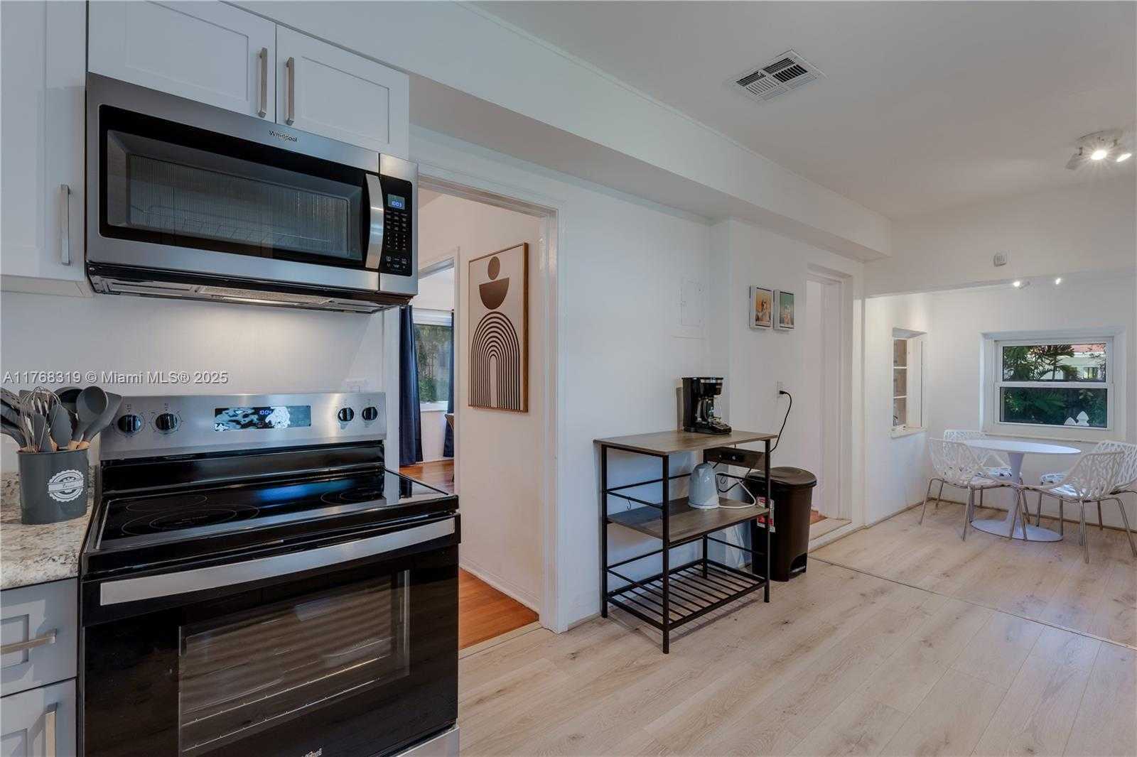 Small Image of 820 SOUTH WEST 26TH RD, Miami Number 9