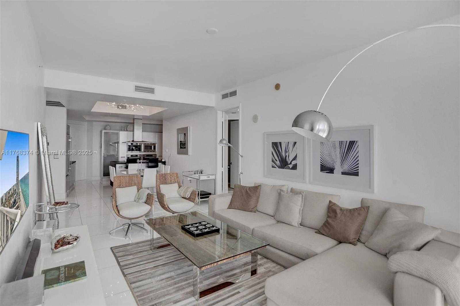 Small Image of 18201 COLLINS AV #4108, Sunny Isles Beach Number 14