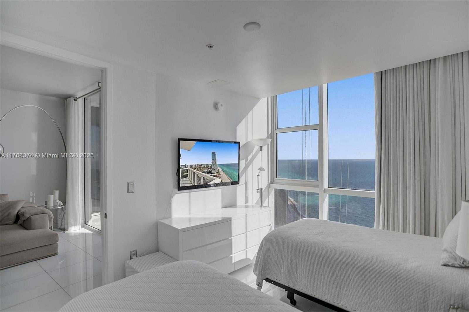 Small Image of 18201 COLLINS AV #4108, Sunny Isles Beach Number 28