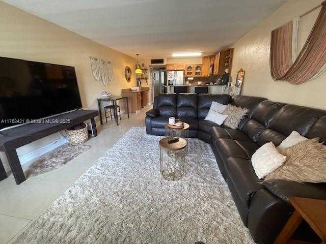 Small Image of 1120 102ND ST #23, Bay Harbor Islands Number 3