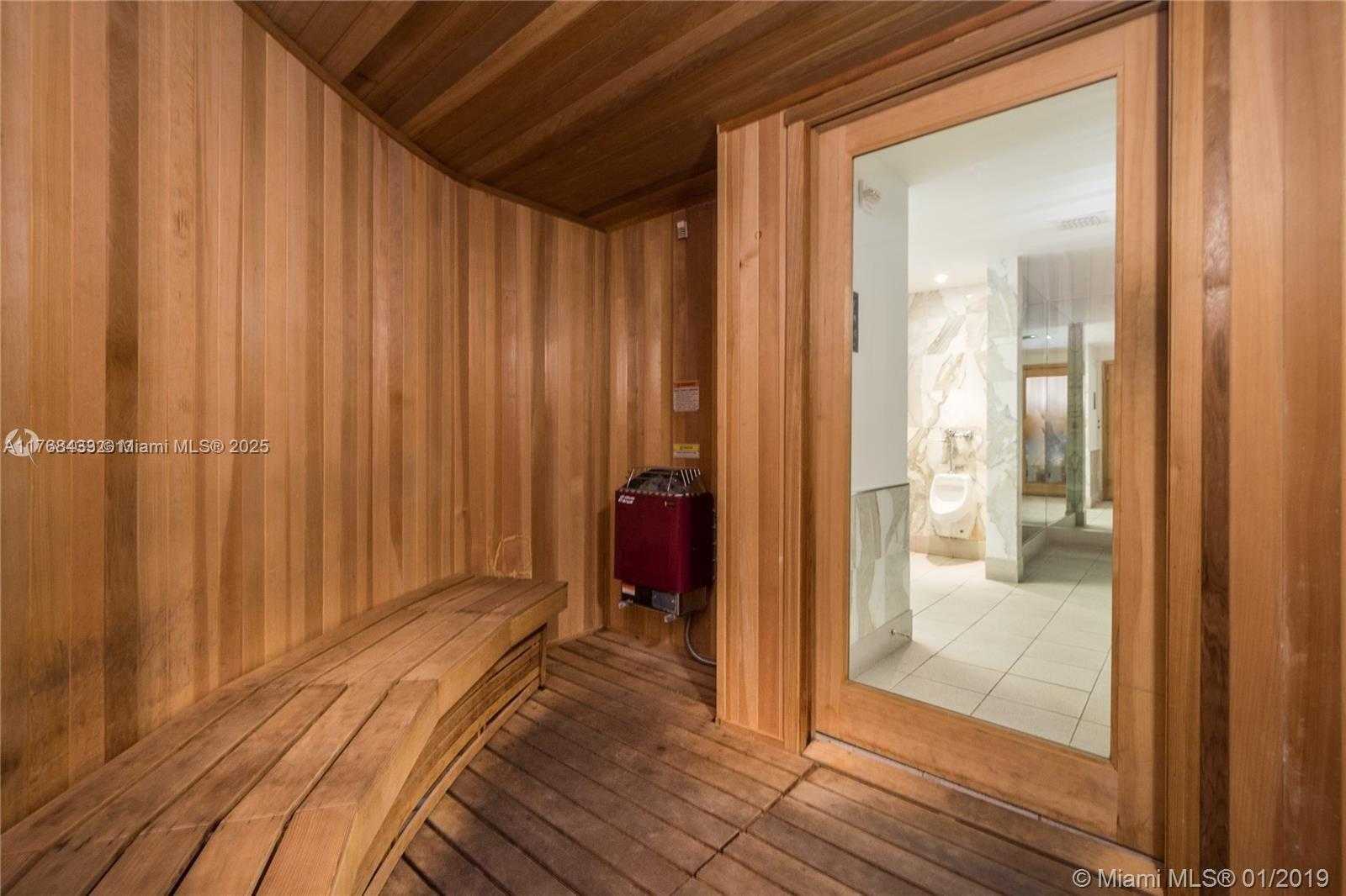 Small Image of 110 WASHINGTON AVE #1611, Miami Beach Number 17