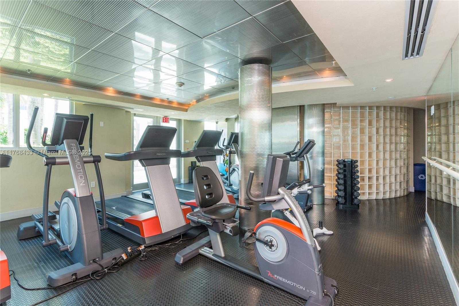 Small Image of 110 WASHINGTON AVE #1611, Miami Beach Number 19