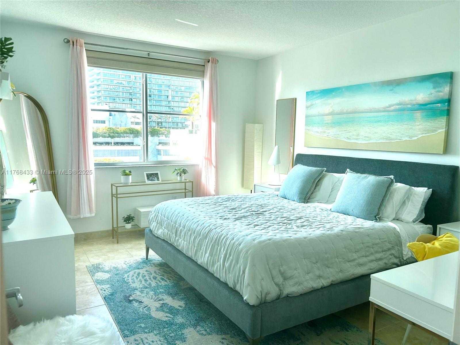 Small Image of 110 WASHINGTON AVE #1611, Miami Beach Number 8