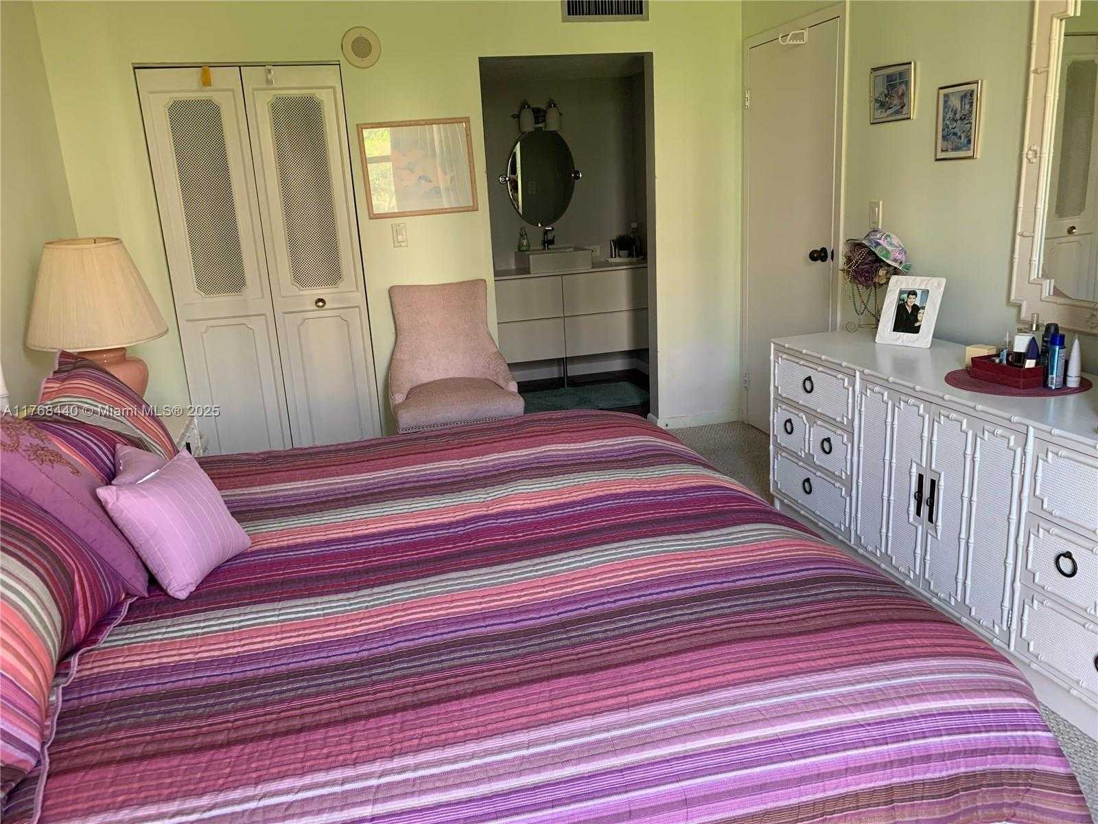 Small Image of 16919 NORTH BAY RD #307, Sunny Isles Beach Number 20