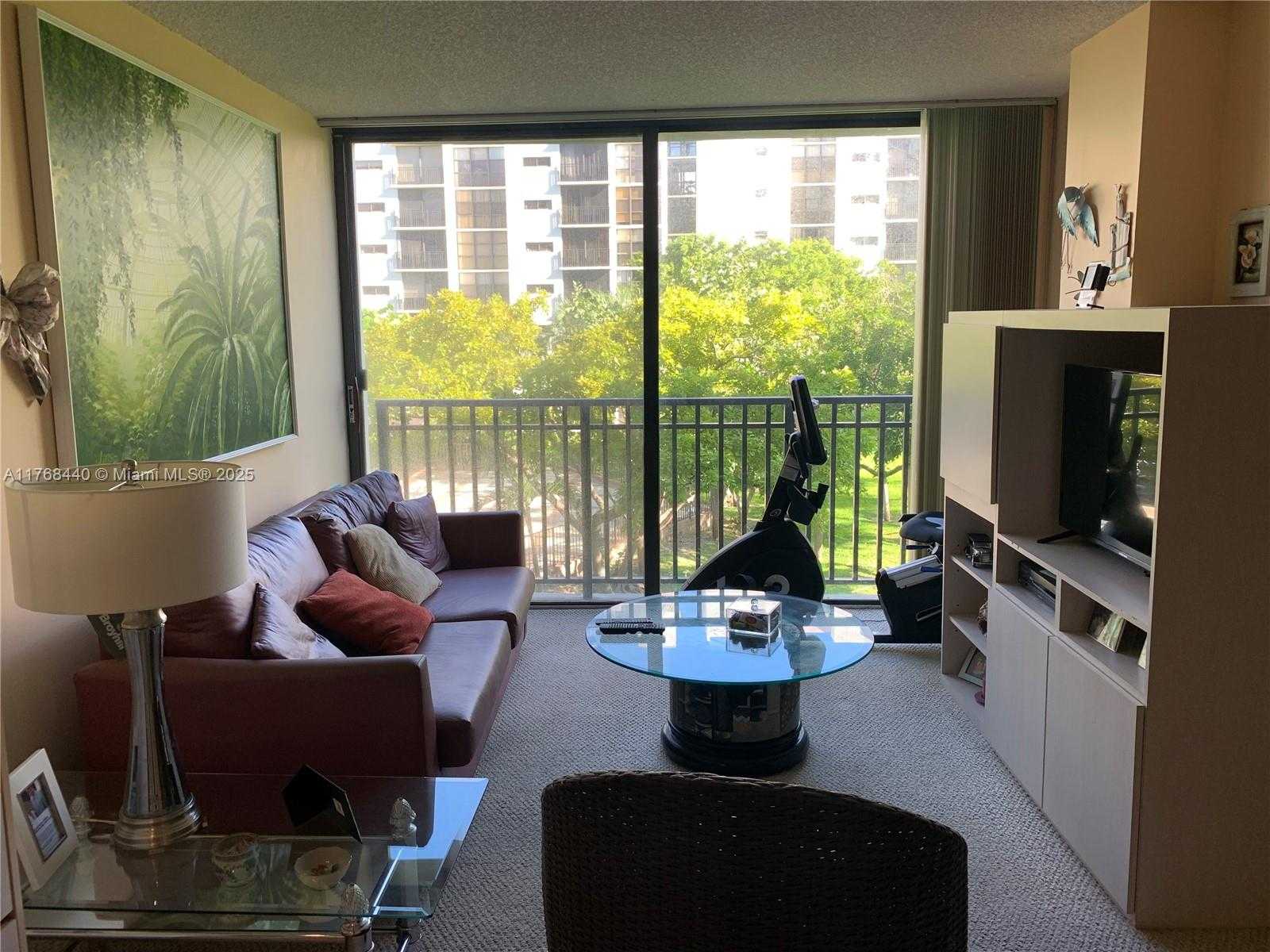 Small Image of 16919 NORTH BAY RD #307, Sunny Isles Beach Number 36