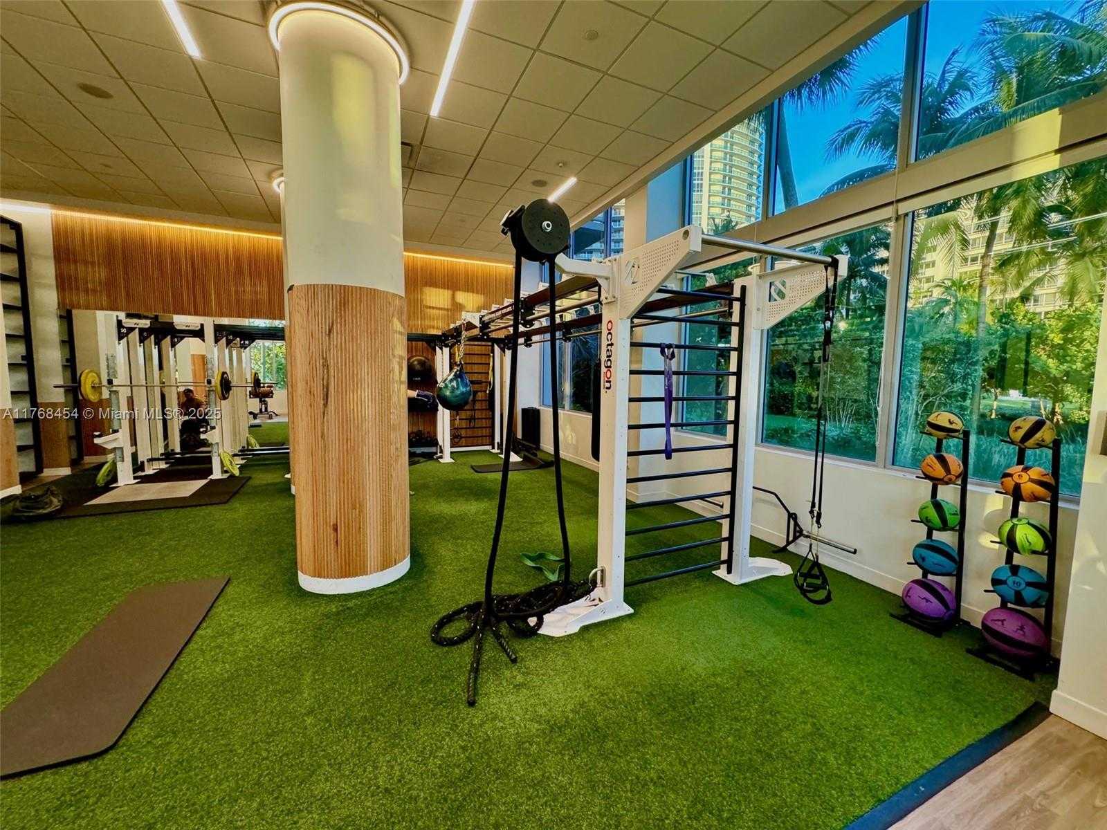 Small Image of 1500 BAY RD #540S, Miami Beach Number 25