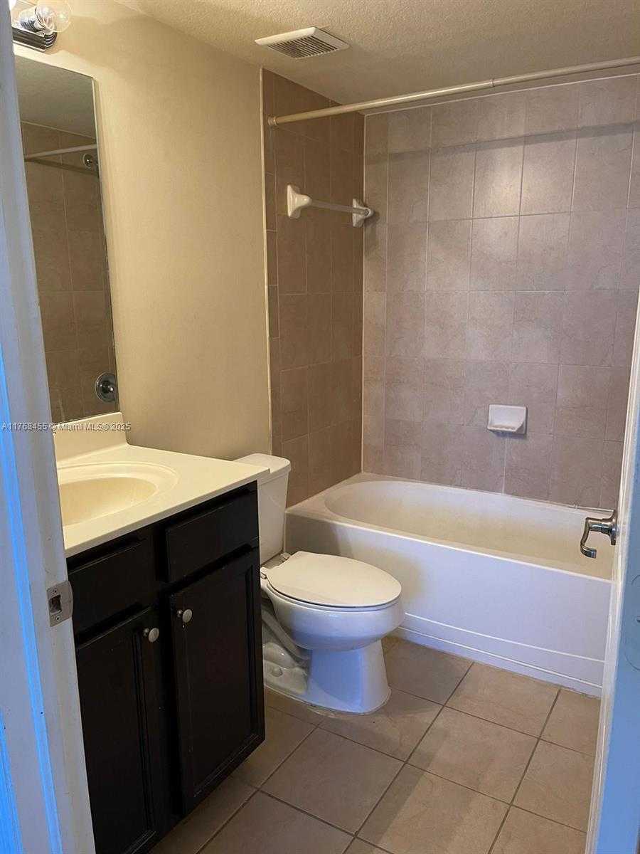 Small Image of 22301 SOUTH WEST 88TH PL #203-3, Cutler Bay Number 4
