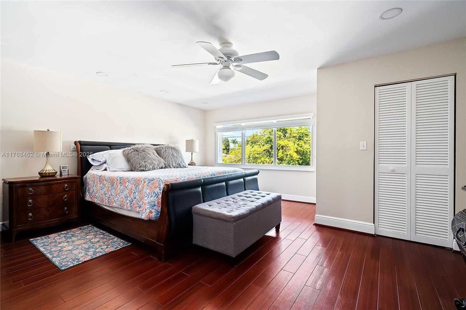 Small Image of 3952 FARRAGUT ST #3952, Hollywood Number 10
