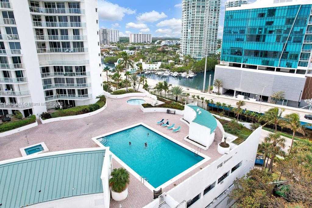 Small Image of 16485 COLLINS AVE #1236, Sunny Isles Beach Number 4