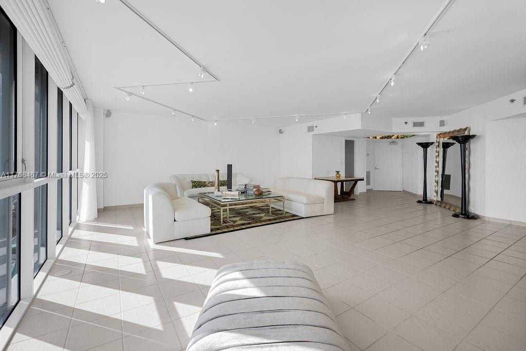 Small Image of 16485 COLLINS AVE #1236, Sunny Isles Beach Number 41