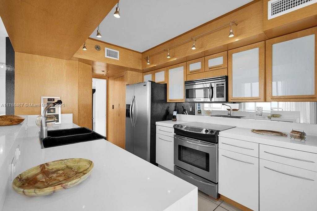 Small Image of 16485 COLLINS AVE #1236, Sunny Isles Beach Number 46