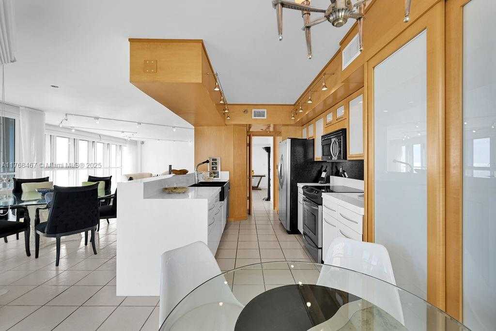 Small Image of 16485 COLLINS AVE #1236, Sunny Isles Beach Number 47