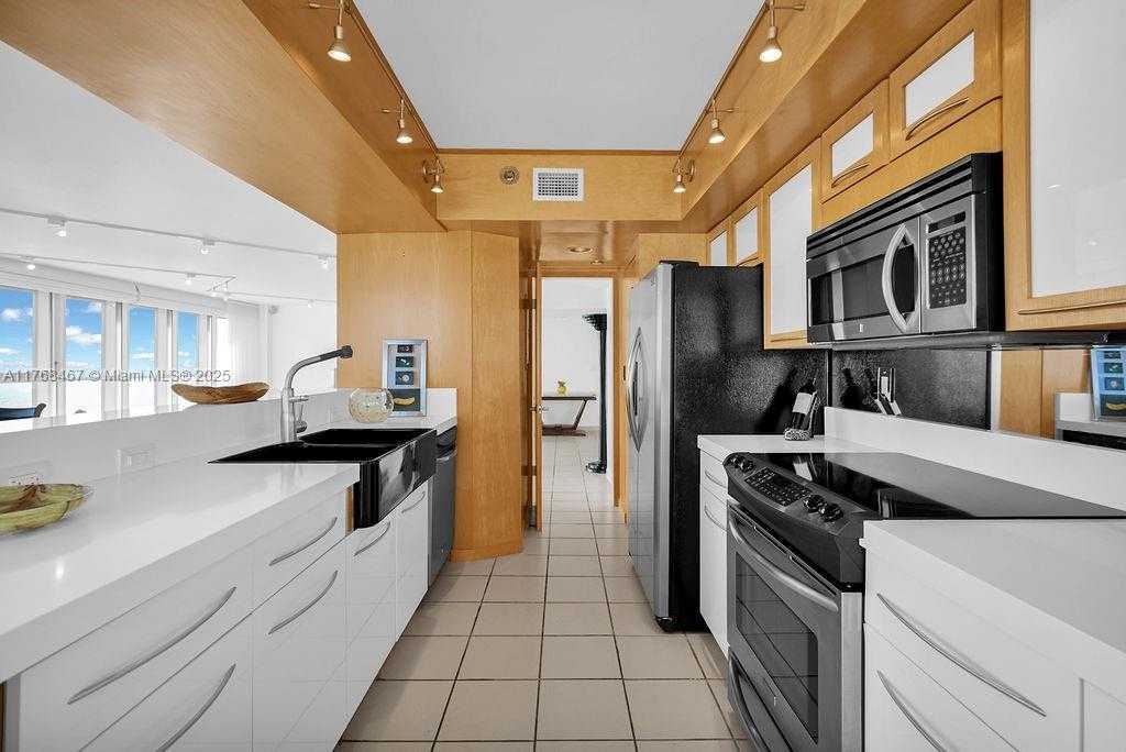Small Image of 16485 COLLINS AVE #1236, Sunny Isles Beach Number 48
