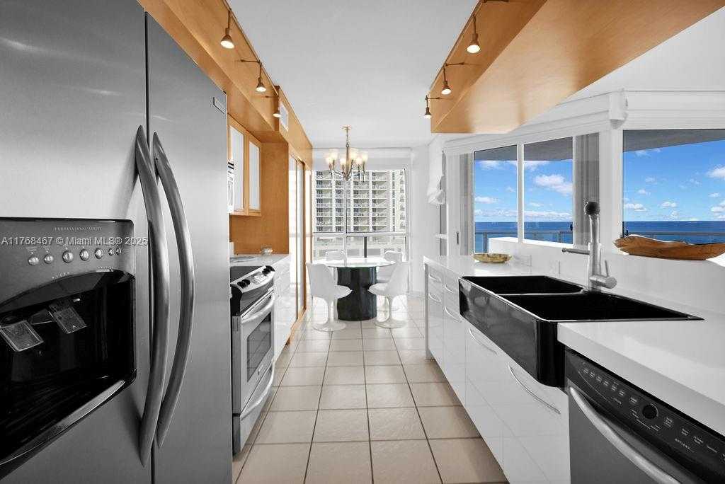 Small Image of 16485 COLLINS AVE #1236, Sunny Isles Beach Number 49
