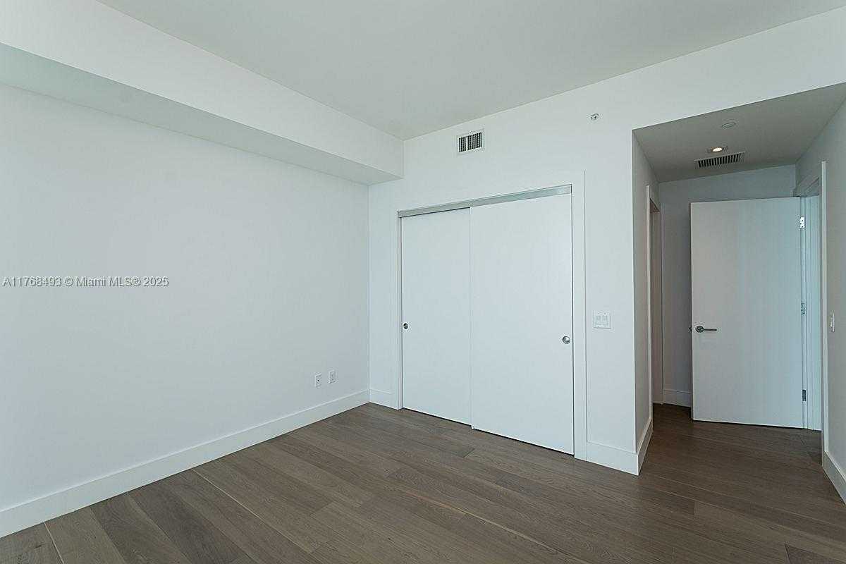 Small Image of 360 OCEAN DR #1004S, Key Biscayne Number 11