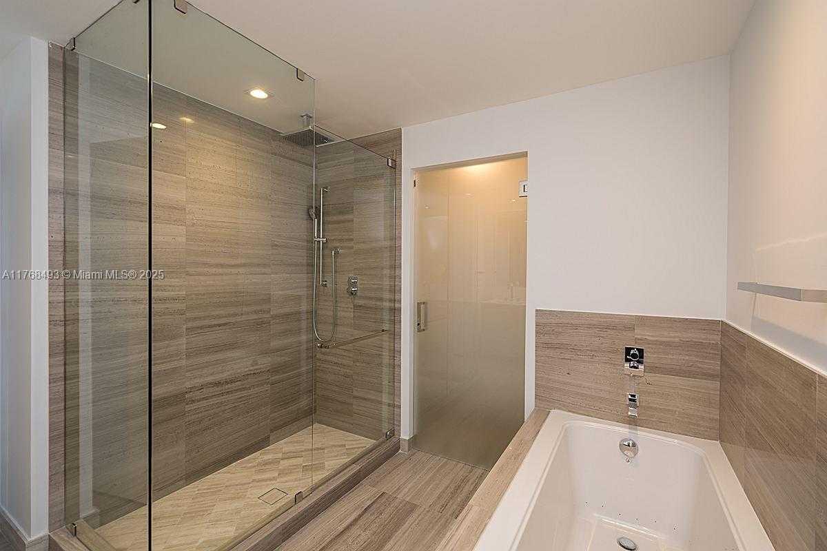 Small Image of 360 OCEAN DR #1004S, Key Biscayne Number 12