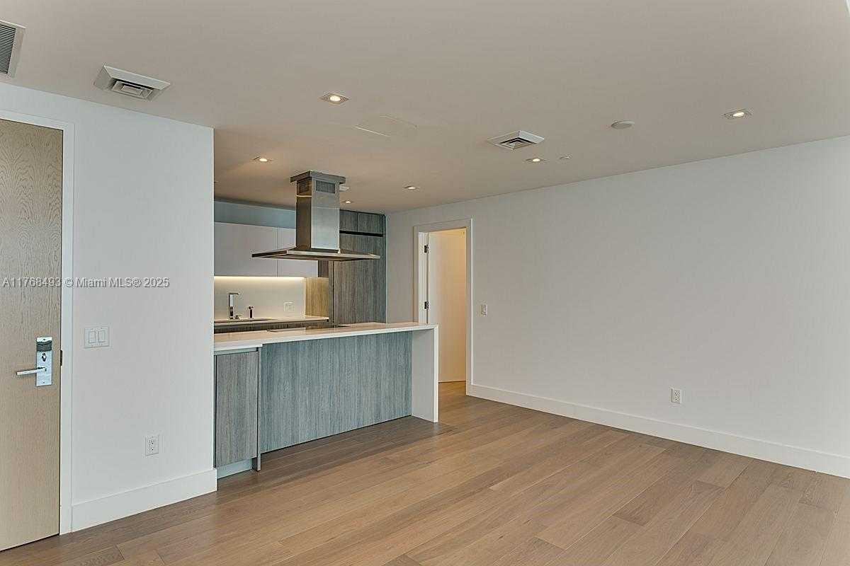 Small Image of 360 OCEAN DR #1004S, Key Biscayne Number 7