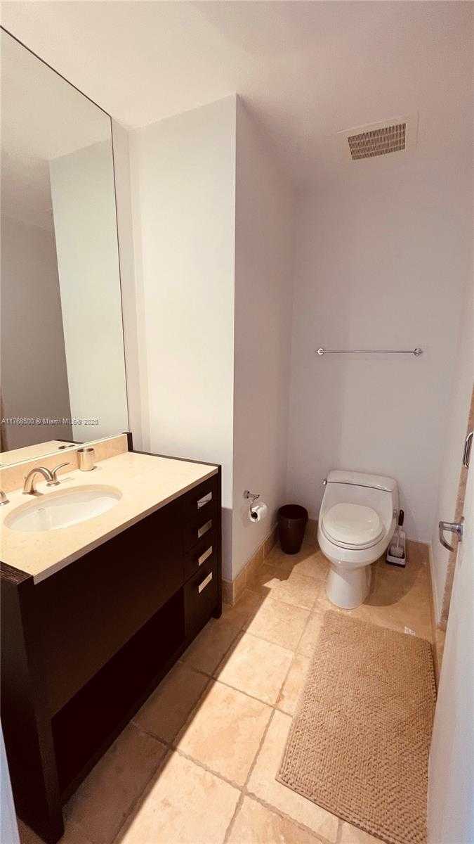 Small Image of 18201 COLLINS AVE #4506, Sunny Isles Beach Number 20