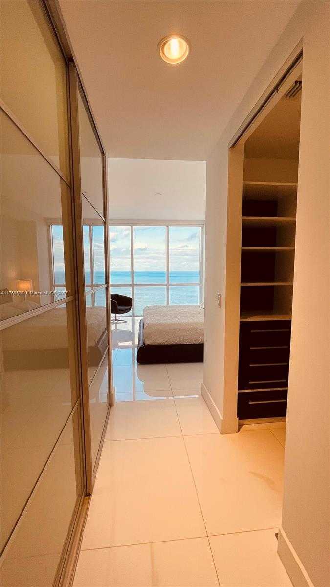 Small Image of 18201 COLLINS AVE #4506, Sunny Isles Beach Number 21