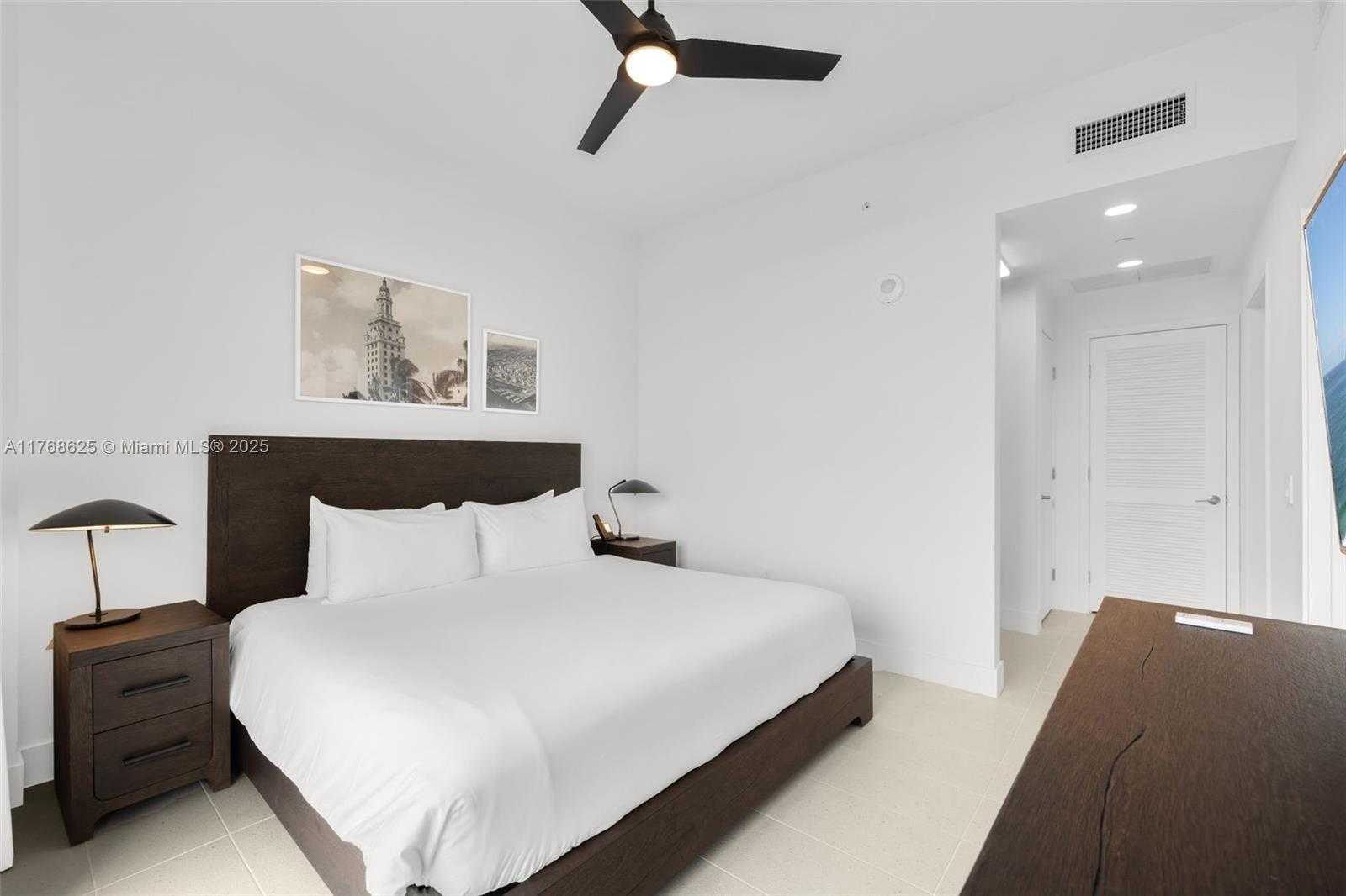Small Image of 601 NORTH EAST 1ST AVE #LPH 4814, Miami Number 10