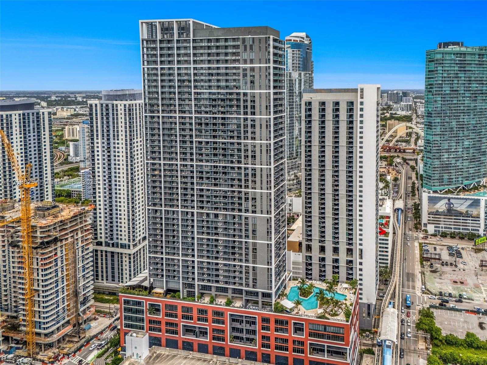Small Image of 601 NORTH EAST 1ST AVE #LPH 4814, Miami Number 2